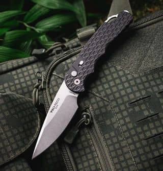 Pro-Tech TR-4 Automatic Knife – Black Feather Texture, MagnaMax Stonewash (T4105-F-MM)