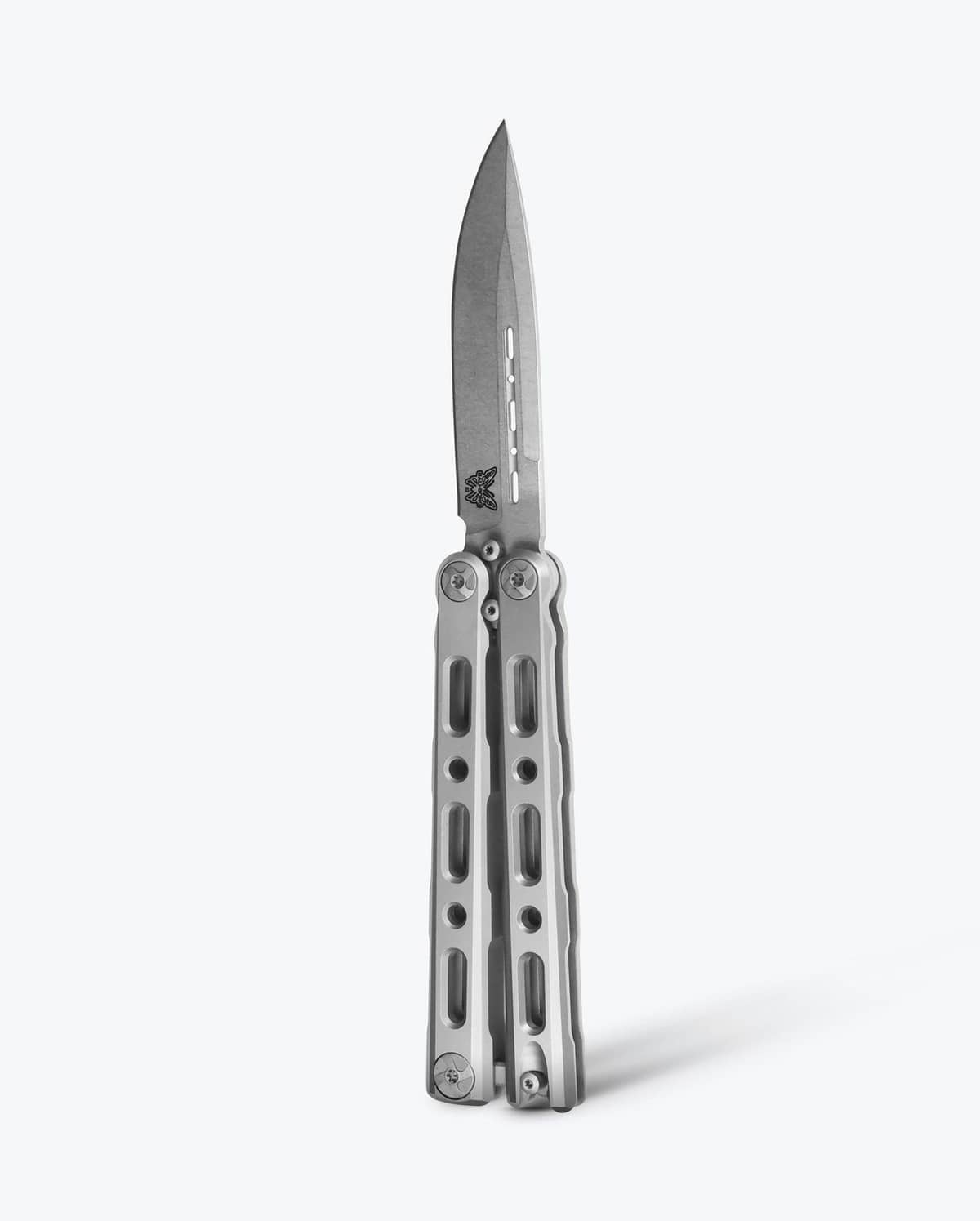 Benchmade 82 Laro Balisong Gray Titanium MagnaCut