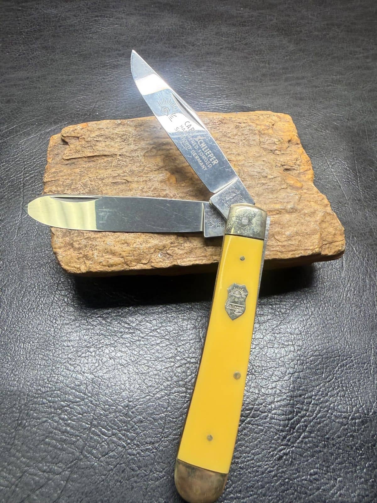 Eye Brand Large Trapper – Yellow (JY)