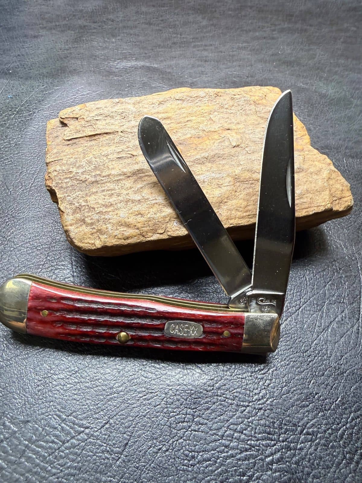 Case Pocket Worn Old Red Bone Corn Cob Jig Trapper 00783 (6254 SS) – Pre-Owned in Box