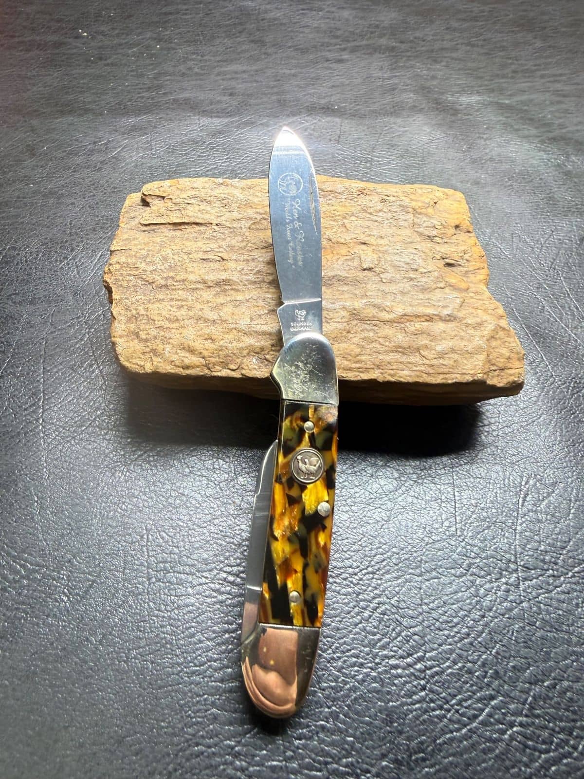 Hen & Rooster Two-Blade Canoe – Tortoise Shell, Solingen Germany