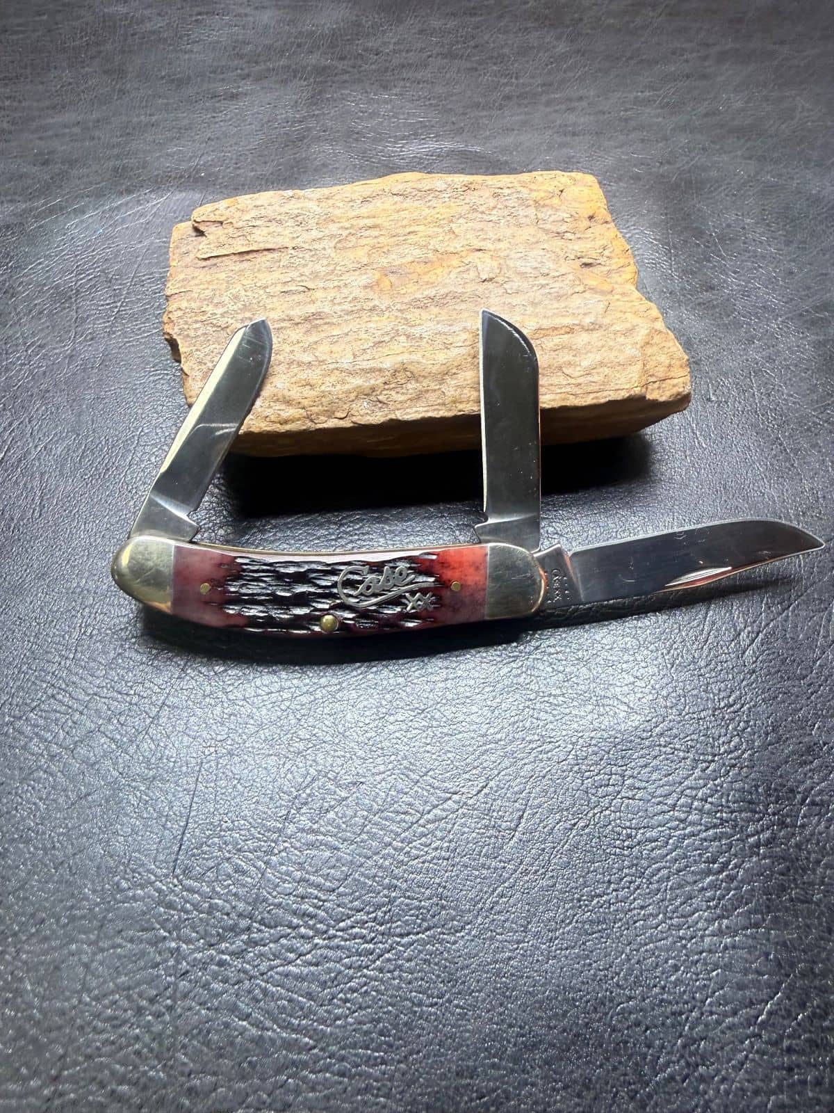 Case XX 3-Blade Stockman, Red Jigged Handles