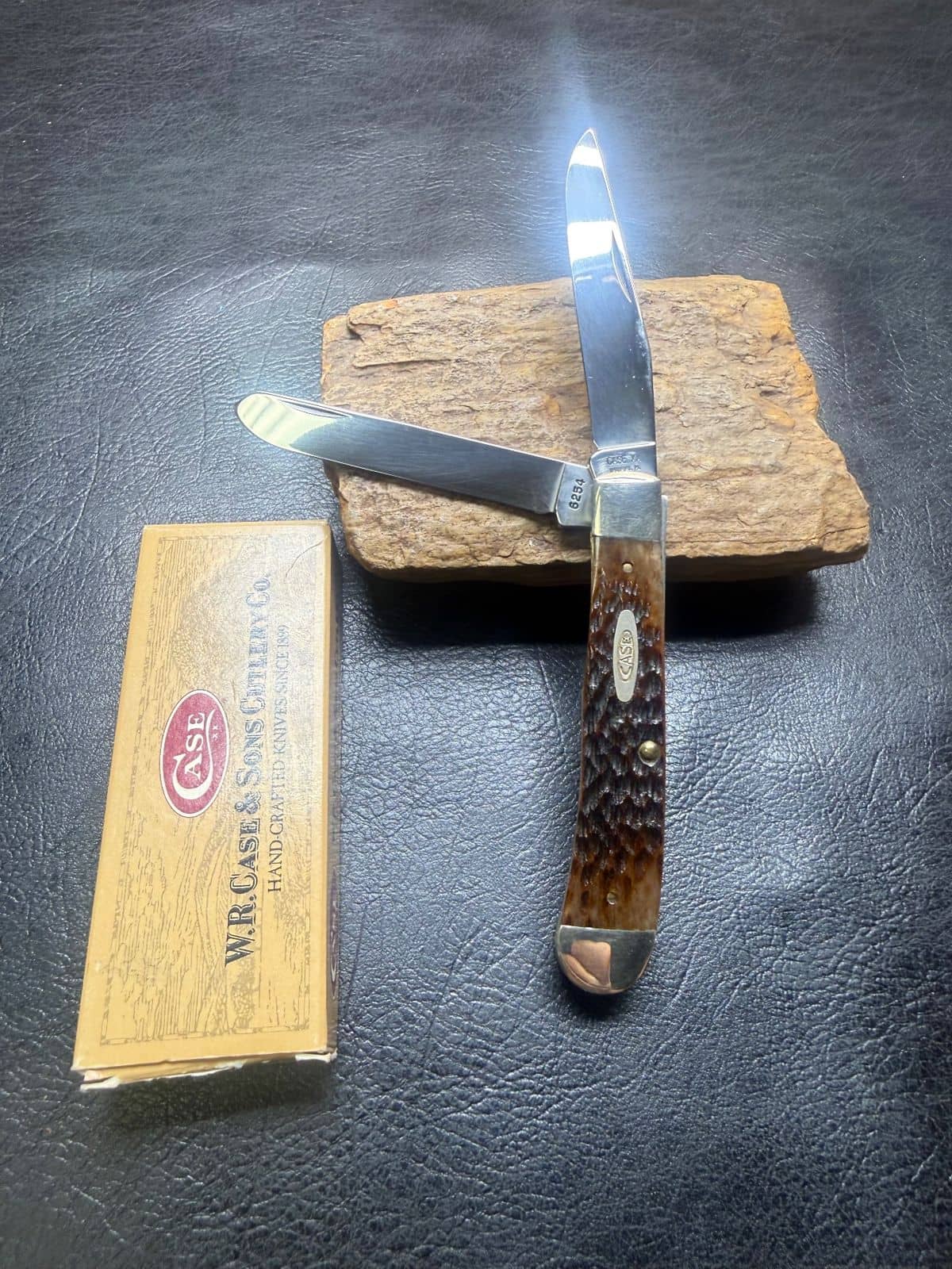 Case XX 6254 CV Amber Bone Trapper (00163), With Box