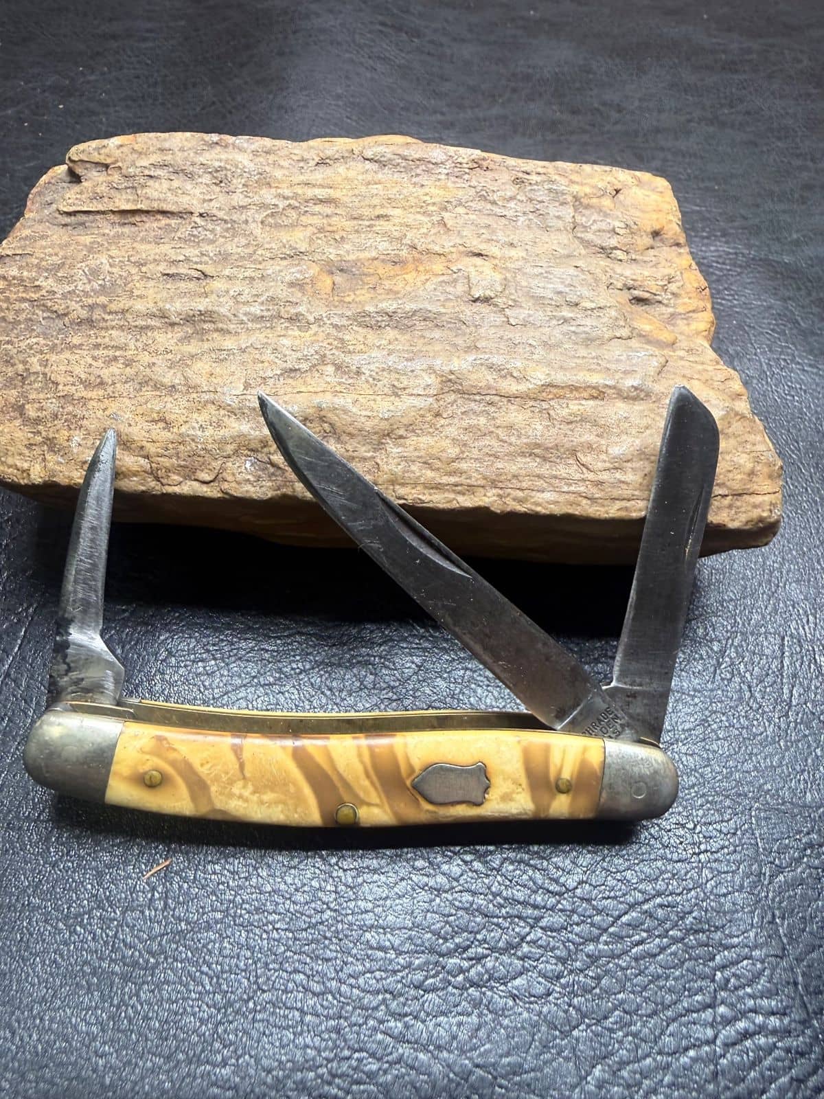 Schrade Walden 896K Stockman - Butter & Molasses K-Horn - Vintage