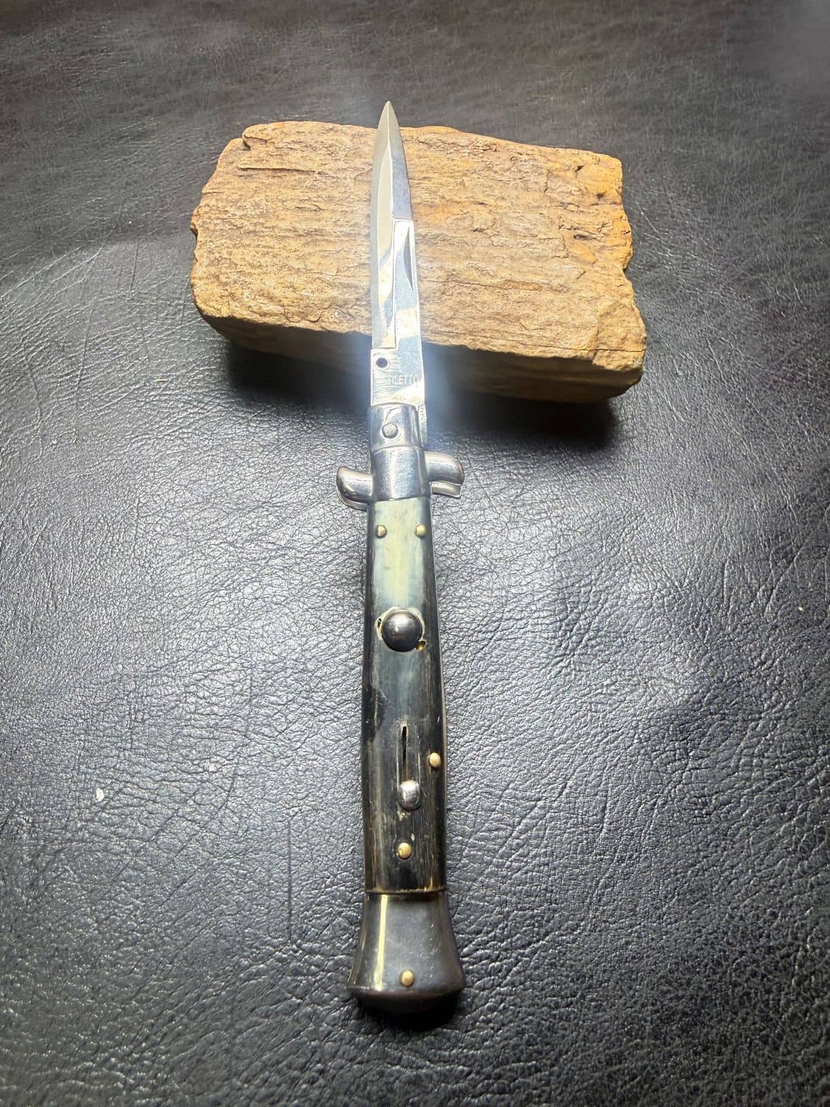 Italian Horn Stiletto Switchblade Inossidabile Italy - Vintage