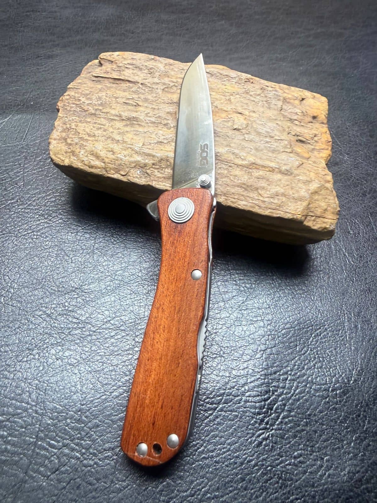 SOG Twitch II Wood Handle Assisted Opening Knife TWI-17 - Pre-Owned