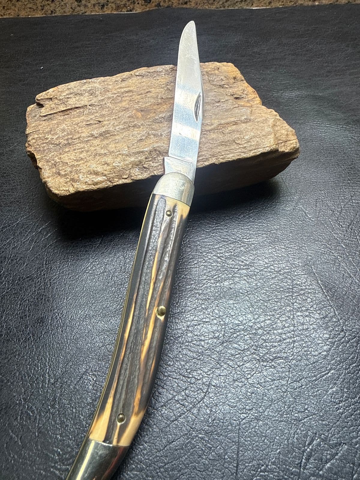 Queen Cutlery #44 Large Single Blade Hunter thumbnail 2