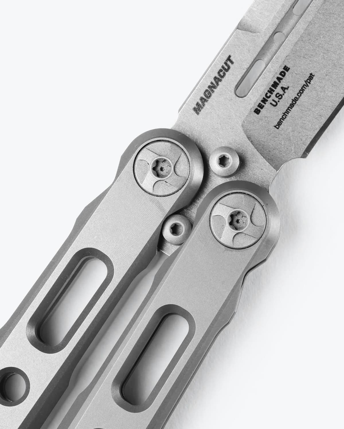 Benchmade 82 Laro Balisong Gray Titanium MagnaCut thumbnail 5