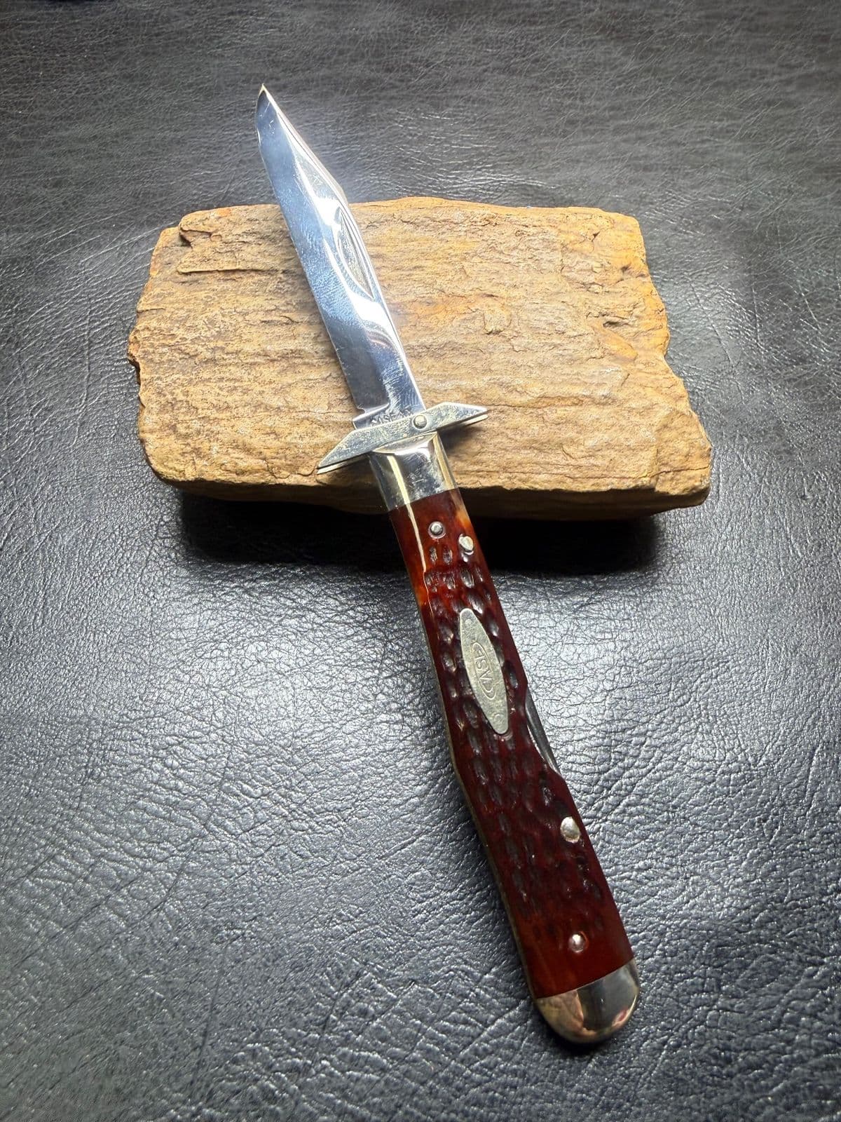 Vintage 1974 Case XX 6111 1/2 Bone Cheetah Swing Guard Folding Pocket Knife — image 1 of 1