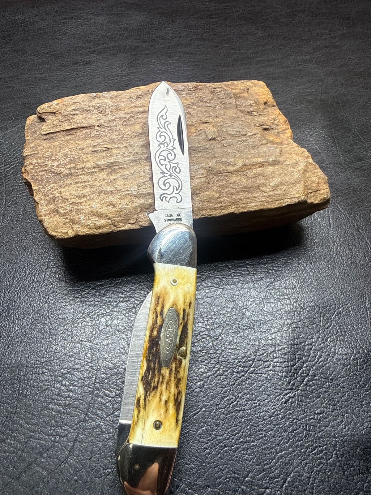 1977 Case XX 52131 Blue Scroll Stag Canoe (3-Dot) thumbnail 2