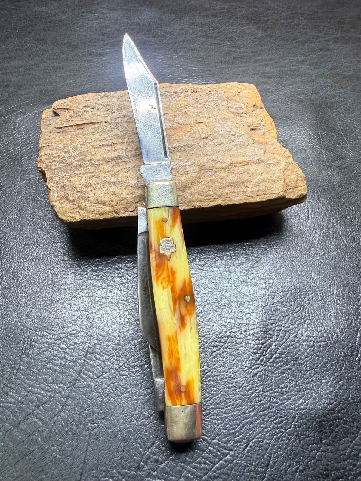 Keen Kutter 859 Stockman – Amber Swirl Celluloid thumbnail 2