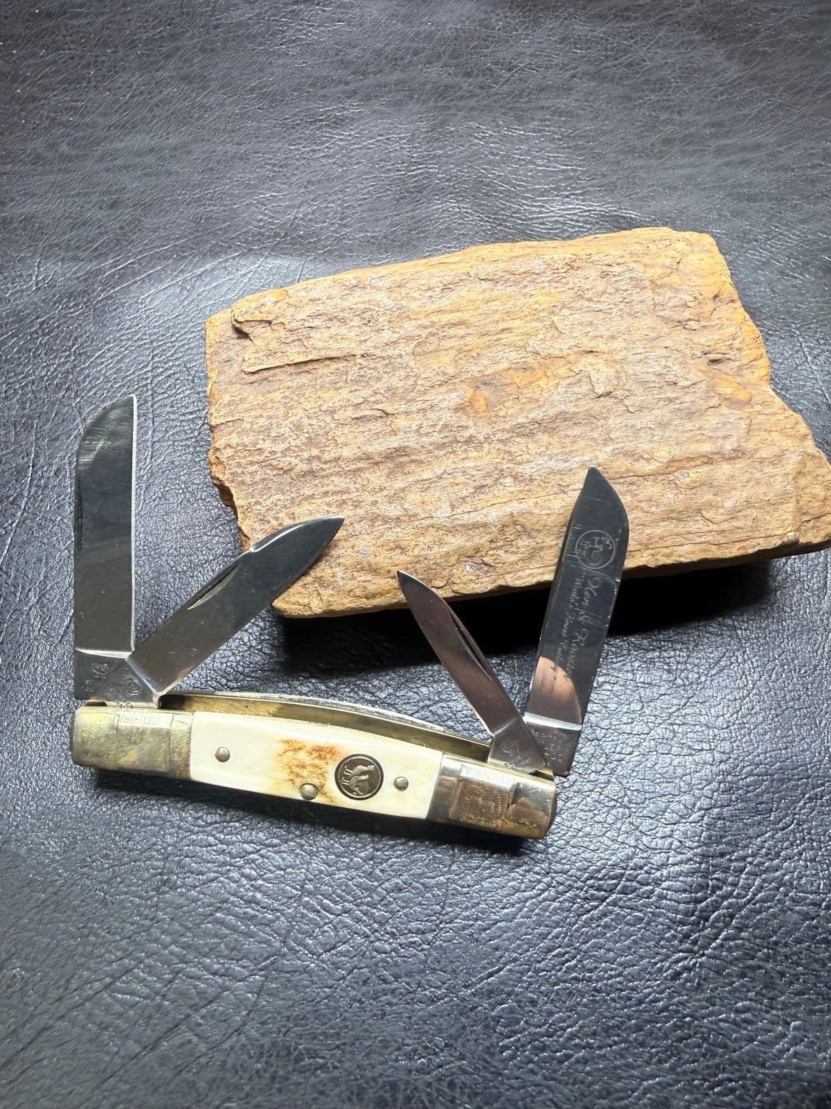 Hen & Rooster Bertram 345-DS 5-Blade Deer Stag Pocket Knife — image 1 of 1