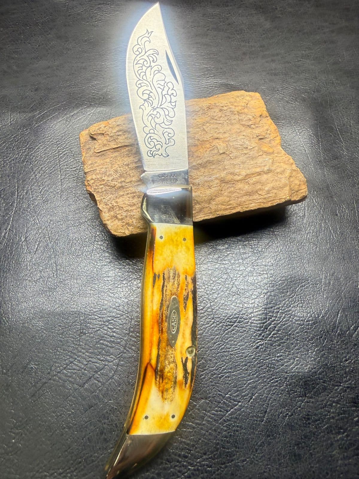 Case XX 5172 SSP Scroll Etch Stag Clasp Knife (1977, 3 Dot) — image 1 of 1