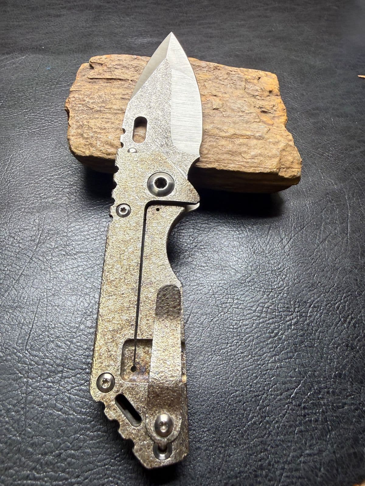 Mick Strider Custom SnG – Nightmare Grind CPM-3V, Magma-Textured Titanium thumbnail 2