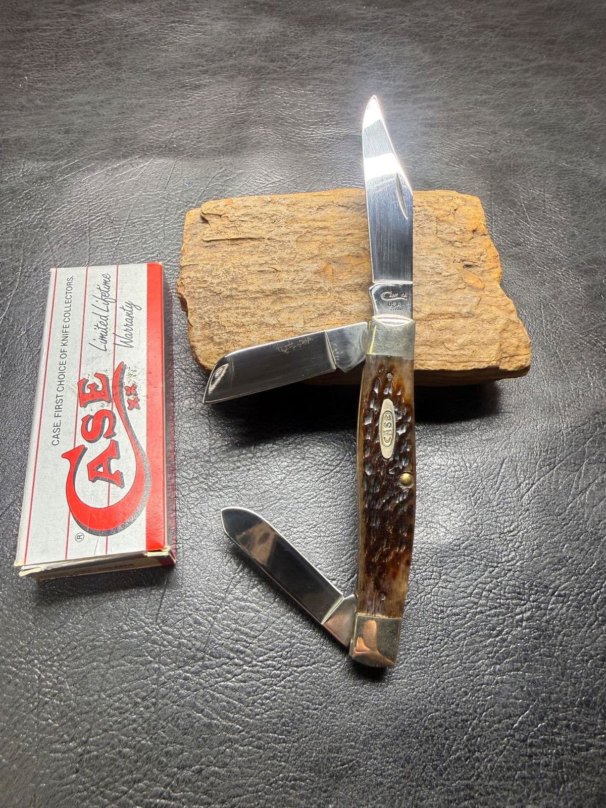 Case XX Amber Jigged Bone Large Stockman 00204 (6375) – Pre-Owned in Box thumbnail 2