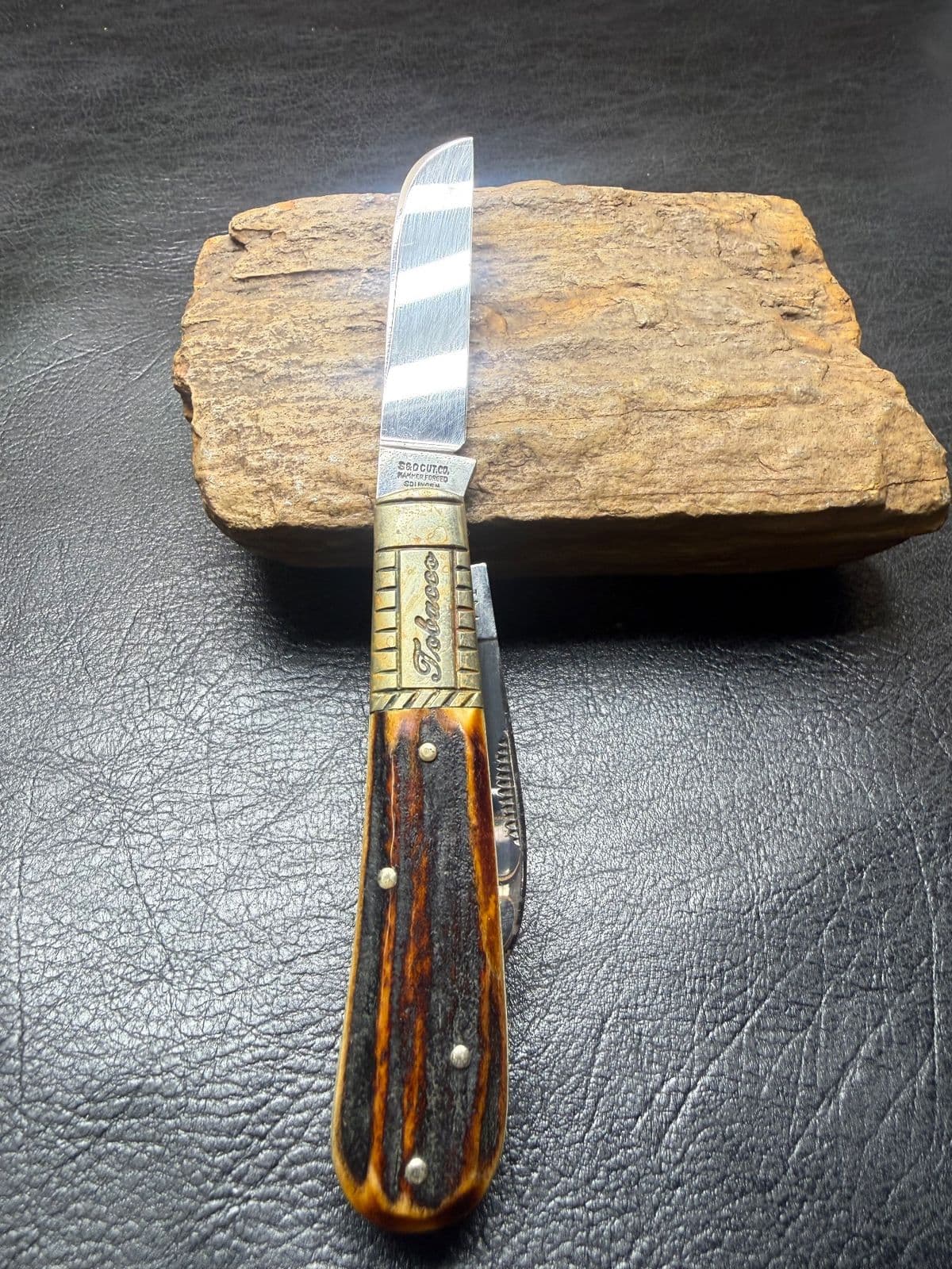 Bulldog Brand 1st Generation Stag Tobacco Barlow "Bright Leaf North Carolina" 1986 – Pre-Owned — image 1 of 2