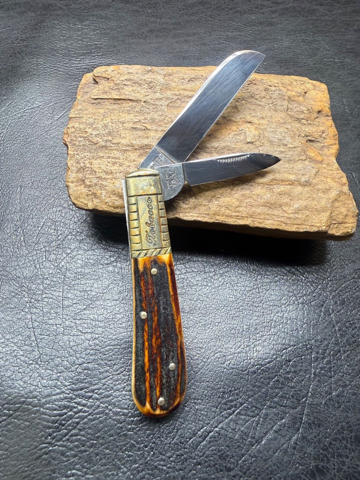 Bulldog Brand 1st Generation Stag Tobacco Barlow "Bright Leaf North Carolina" 1986 – Pre-Owned thumbnail 2