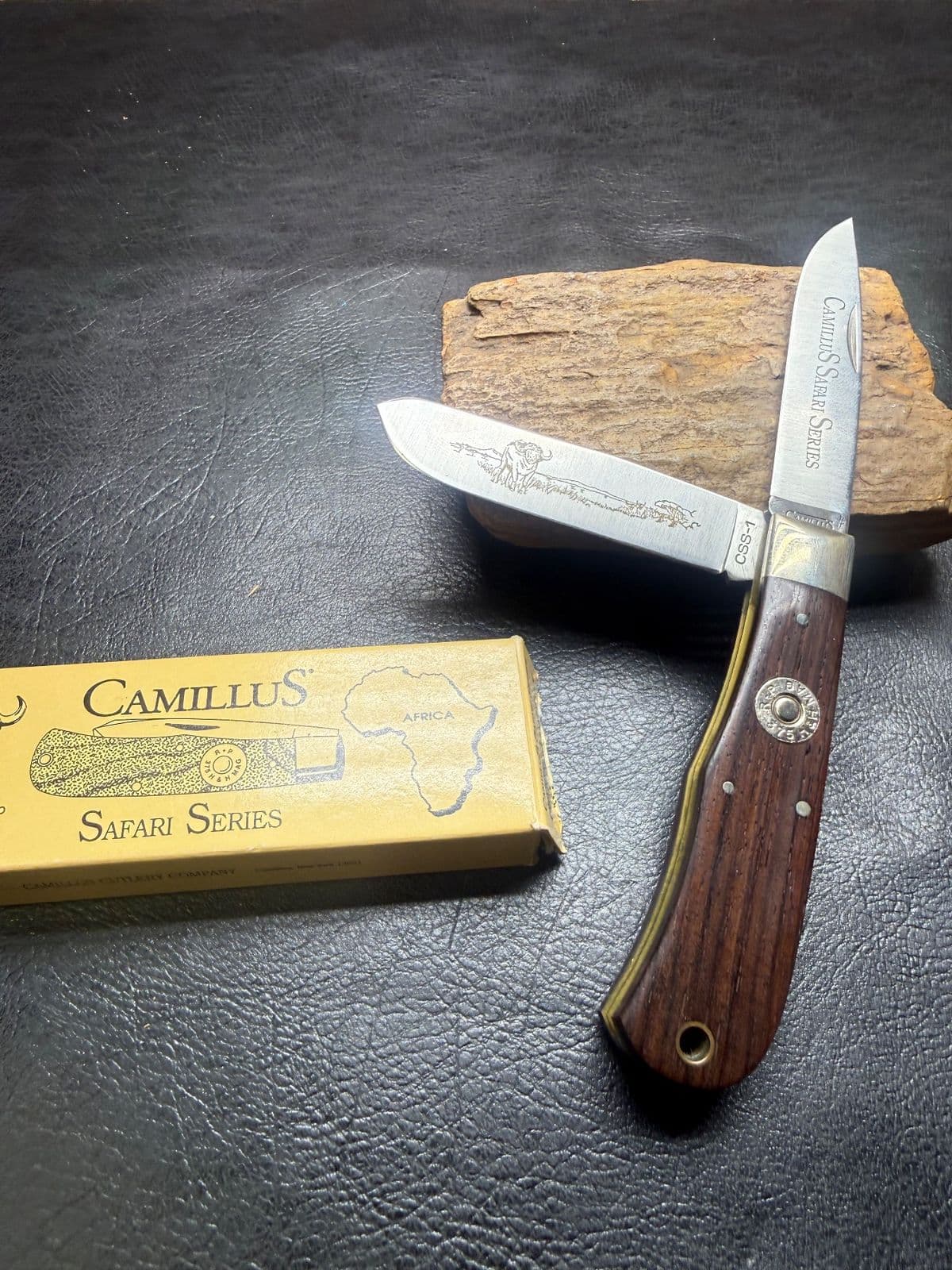 Camillus Safari Series CSS-1 Cape Buffalo Trapper, Cocobolo, With Box — image 1 of 2