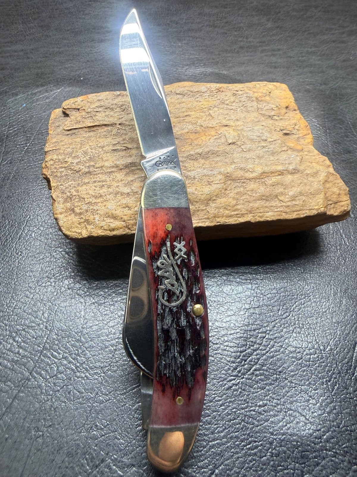 Case XX 3-Blade Stockman, Red Jigged Handles thumbnail 2