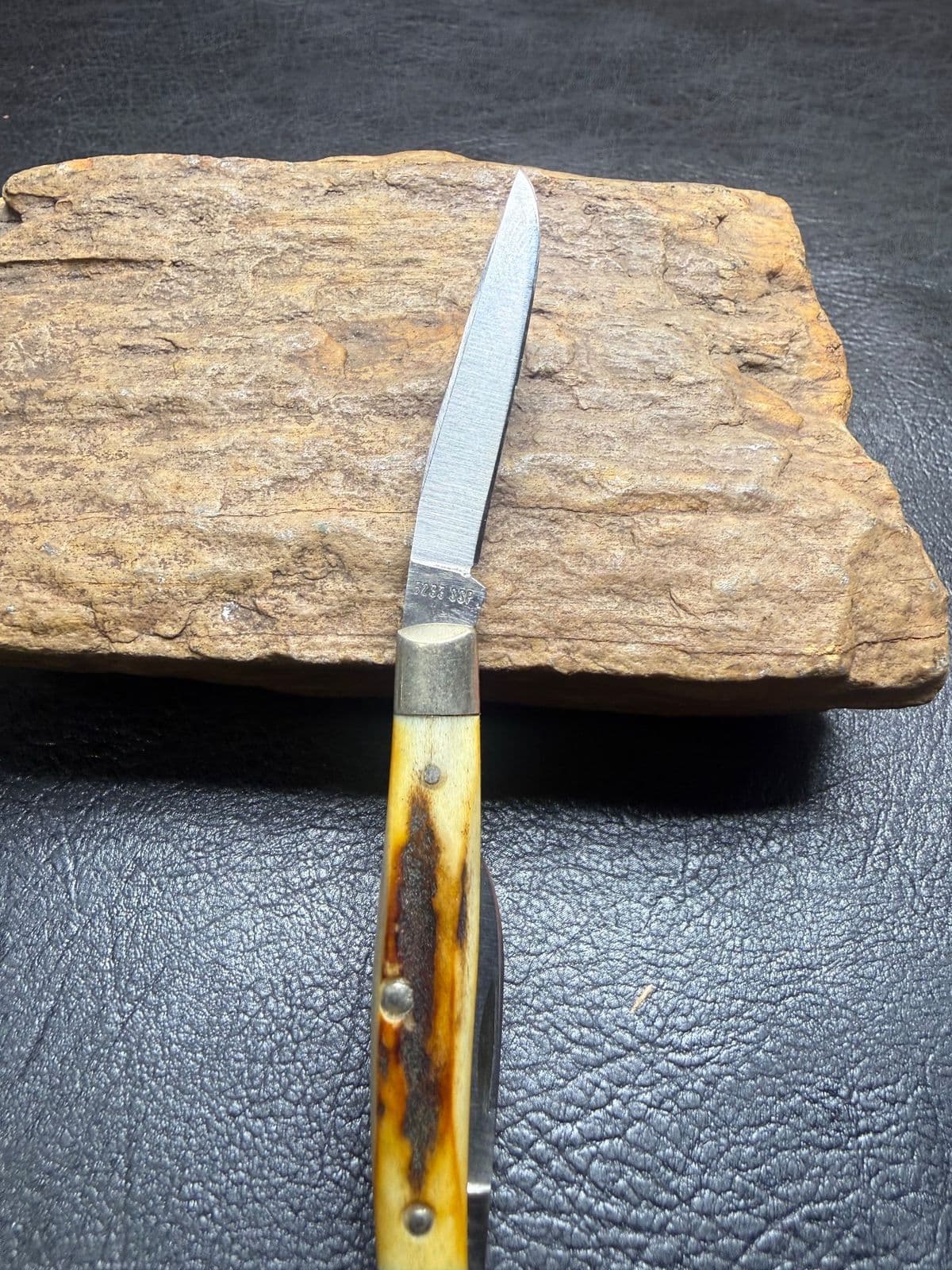Case XX 5333 SSP Small Stockman – Genuine Stag – Scroll Etch – Vintage thumbnail 2