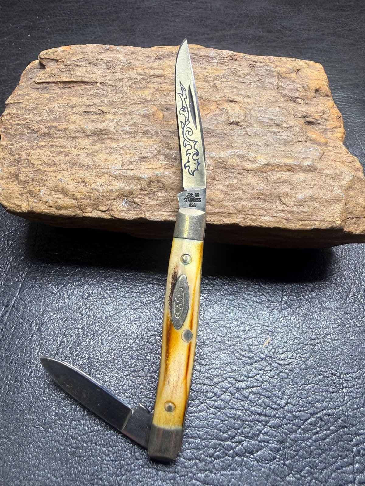 Case XX 5333 SSP Small Stockman – Genuine Stag – Scroll Etch – Vintage — image 1 of 2