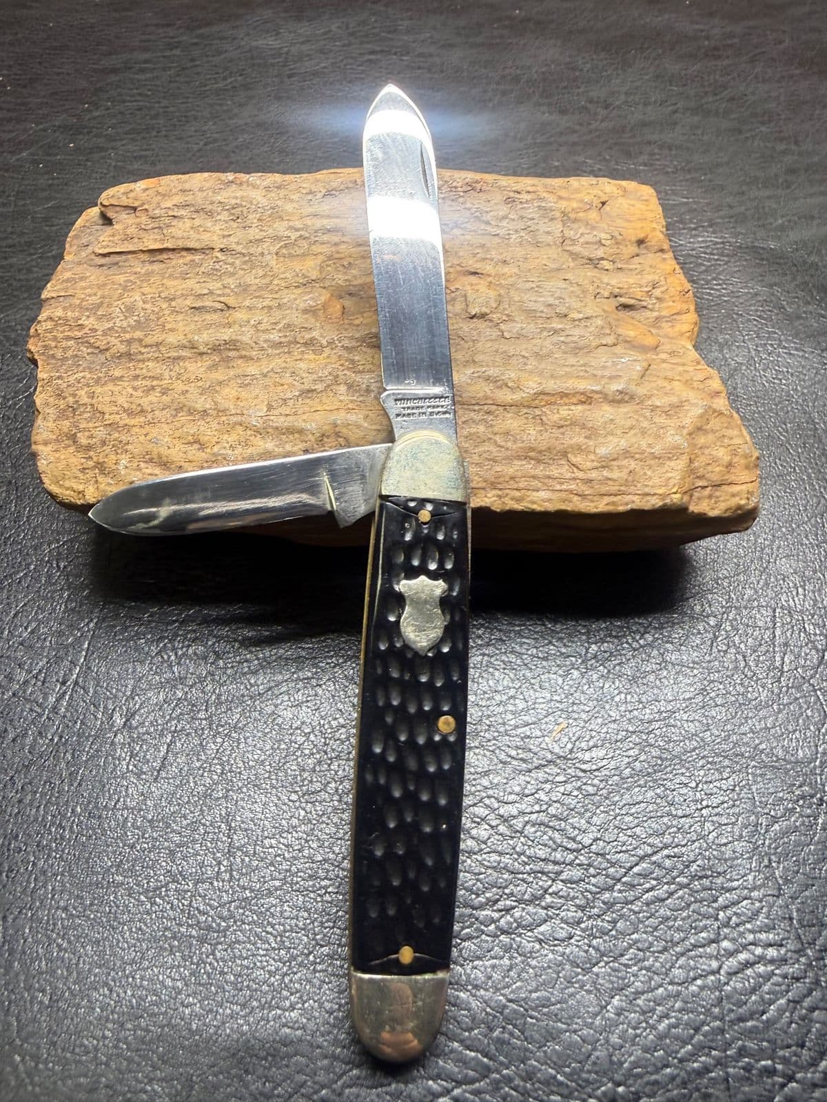 Winchester Trade Mark Made in USA Two-Blade Jack Knife – Black Jigged Handles — image 1 of 2
