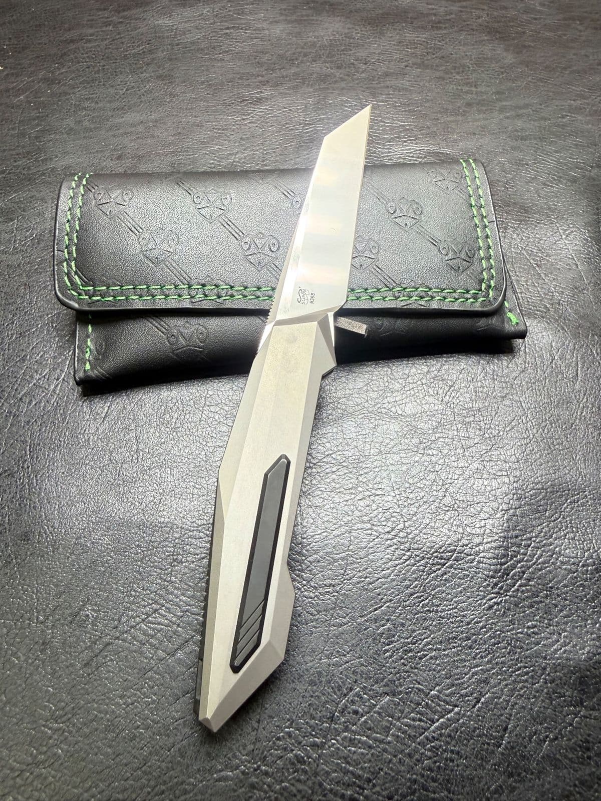 Poikilo Blade Prism Small Titanium M398 Pearlescent Stonewash thumbnail 2