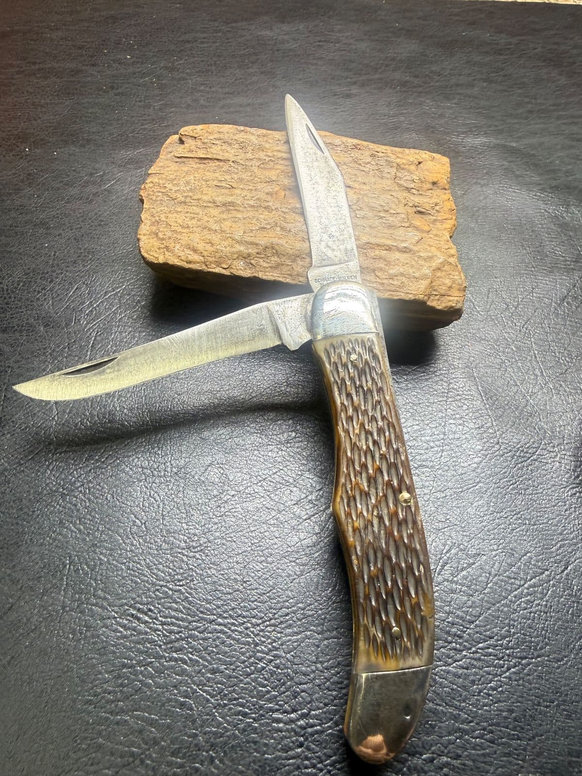 Vintage Schrade-Walden 225H Folding Hunter Two-Blade Pocket Knife — image 1 of 3