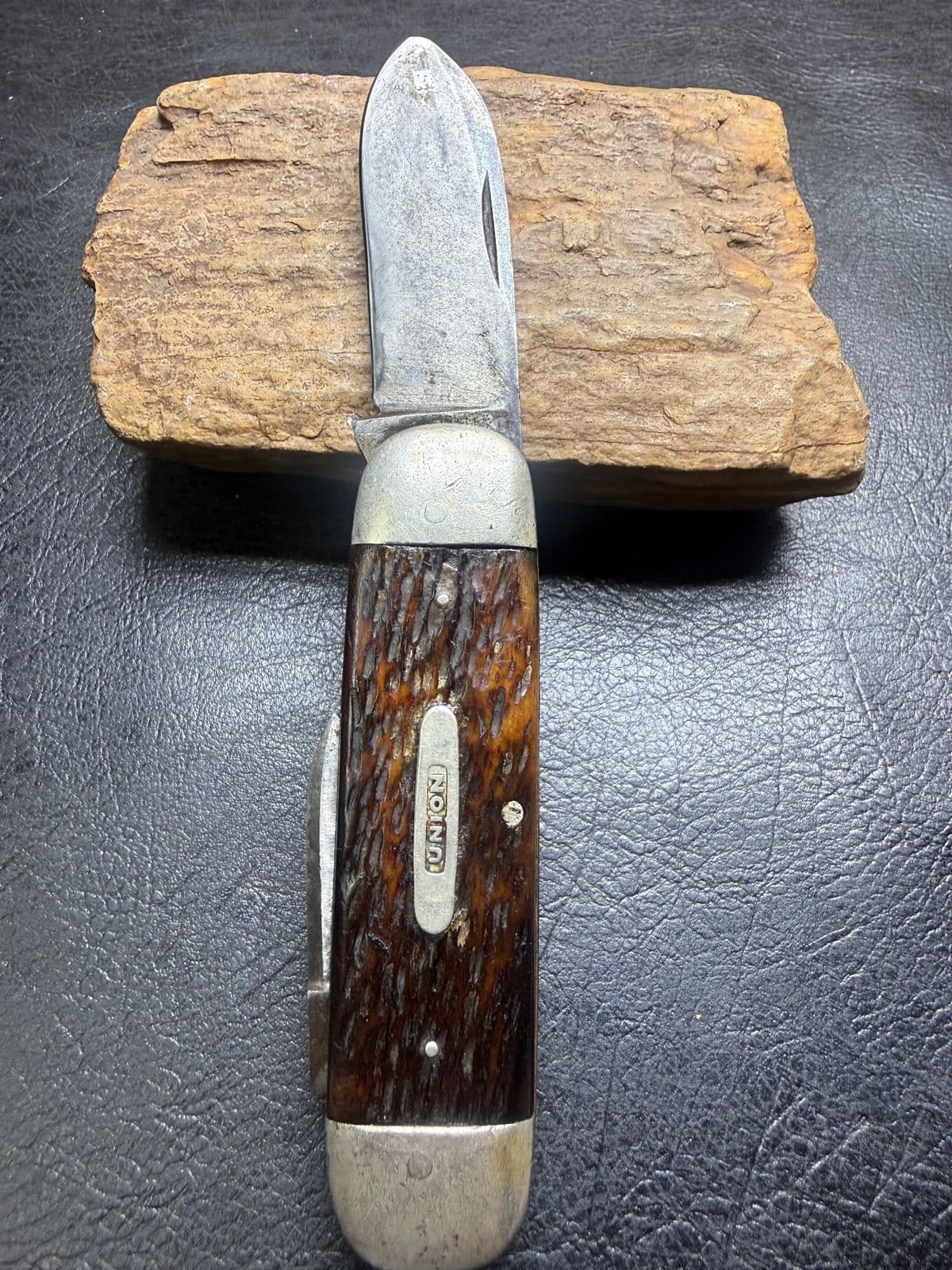 Union Cutlery Co. Olean, N.Y. Antique Two-Blade Jack Knife – "UNION" Bar Shield, Jigged Bone thumbnail 2