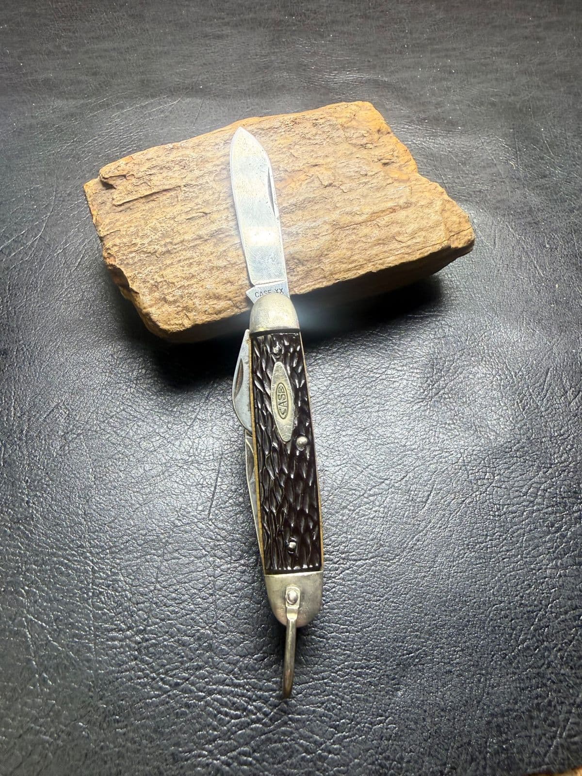 Case XX 640045R Scout Camp Knife - Pre-Owned thumbnail 2