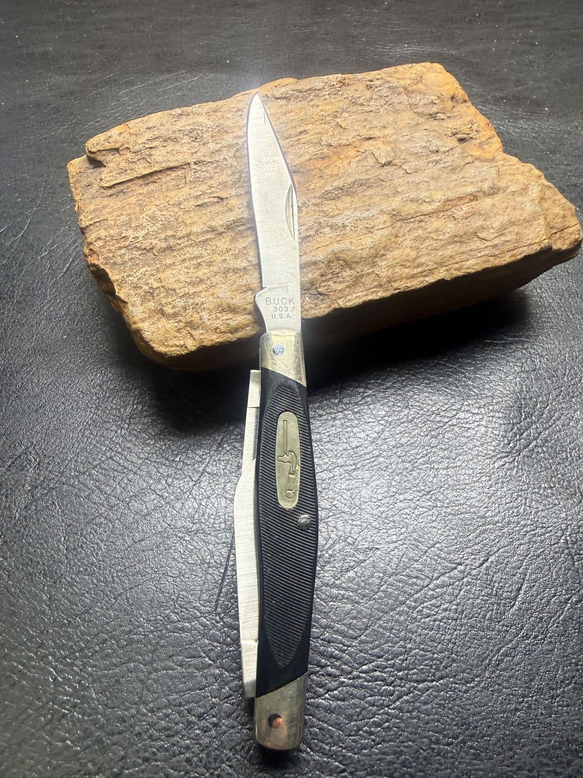 1993 Buck 303 Cadet 3-Blade Stockman thumbnail 2