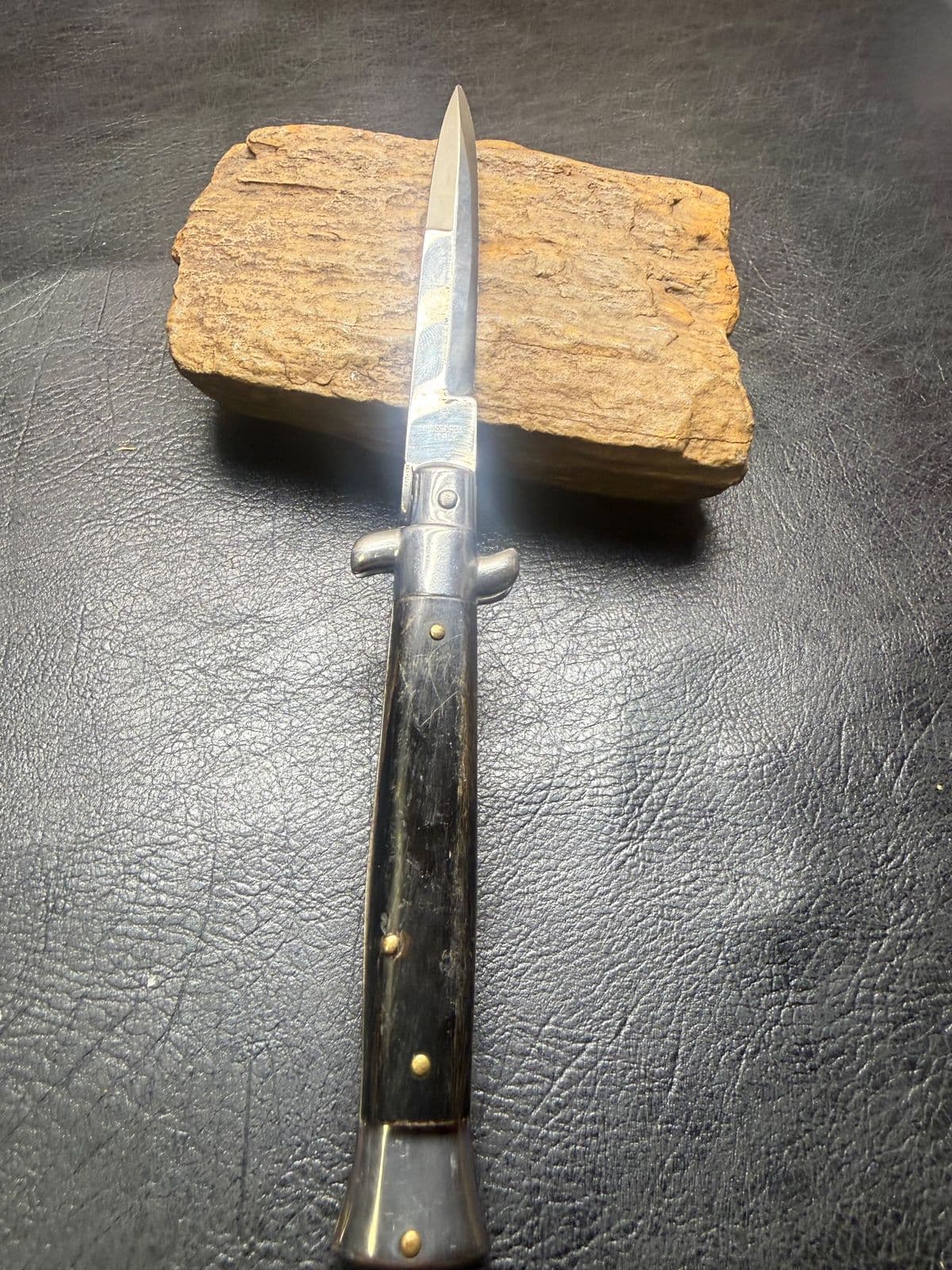 Italian Horn Stiletto Switchblade Inossidabile Italy - Vintage thumbnail 2