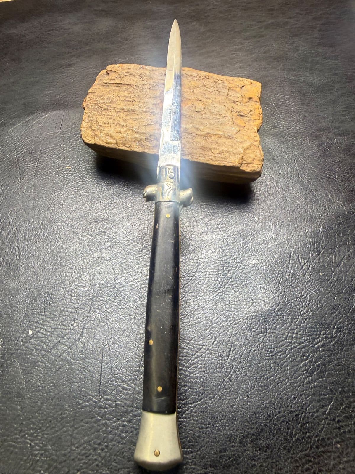 Italian Stiletto Switchblade M. Italy Inox Black - Vintage thumbnail 2