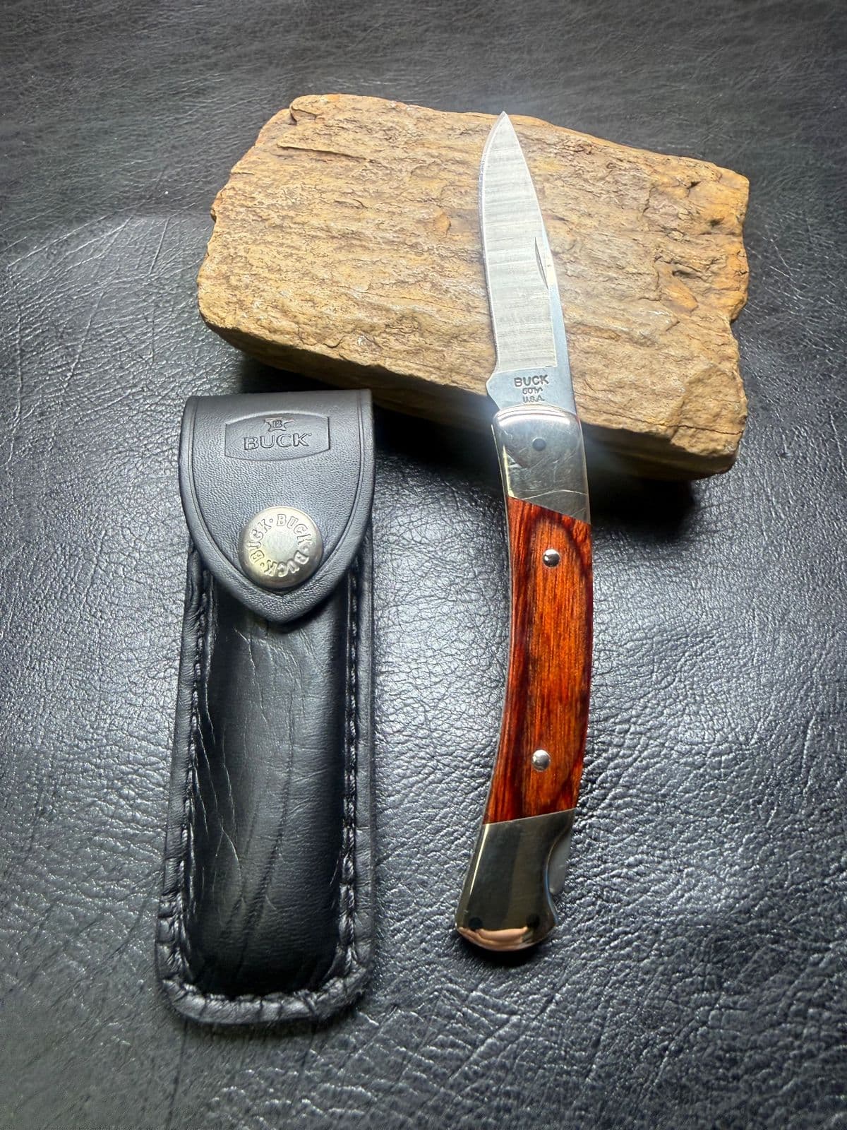 Buck 501 Squire Lockback with Sheath - 1988 - Pre-Owned — image 1 of 2