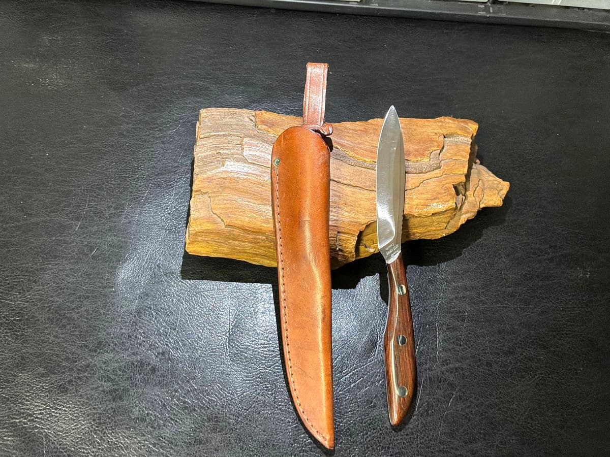 D. H. Russell Belt Knife Canada Rd rd-1958 — image 1 of 1
