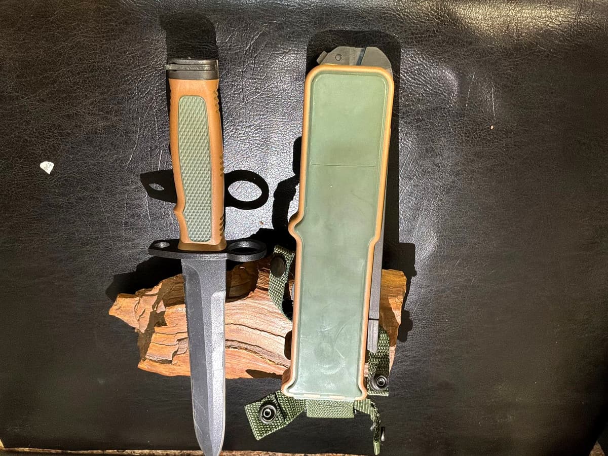Camillus Cam1A1 Bayonet — image 1 of 1