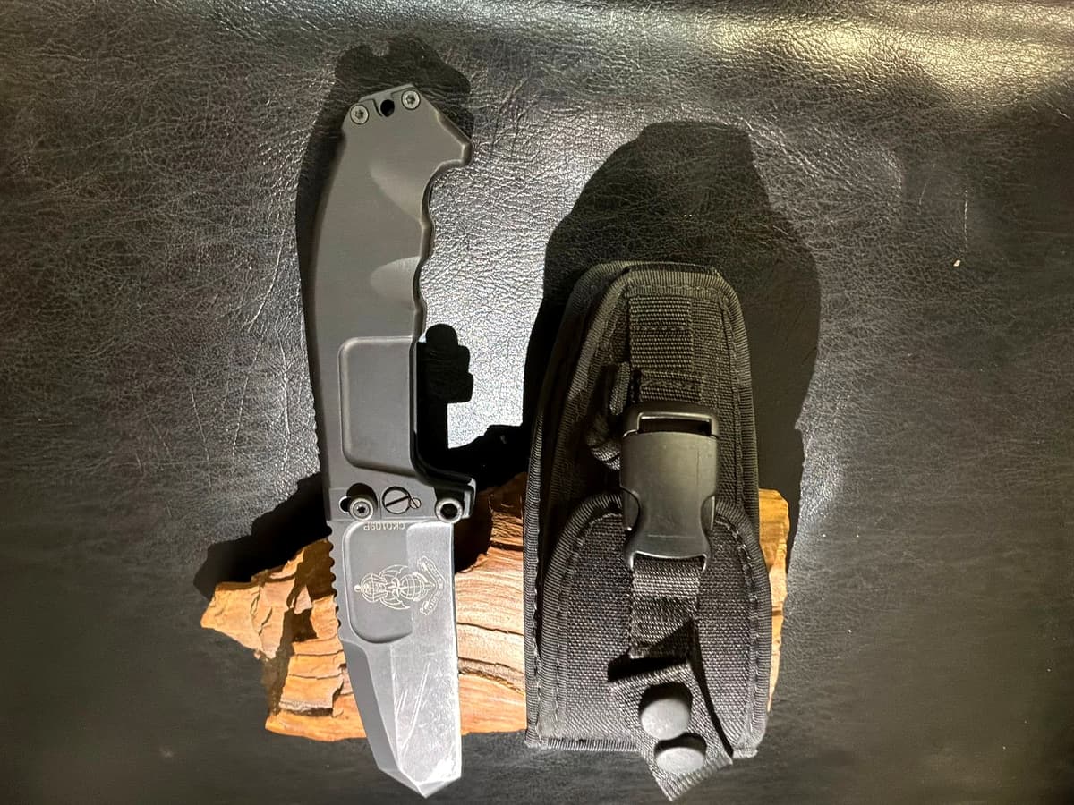 Extrema Ratio RAO Folder Black Ruvido — image 1 of 1