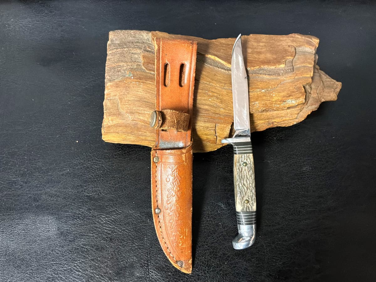 Vintage Western USA Fixed Blade Knife — image 1 of 1